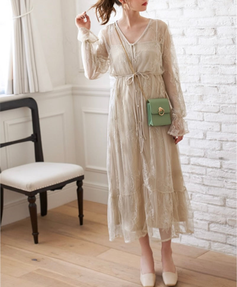 Vestido florido de renda(Bege)