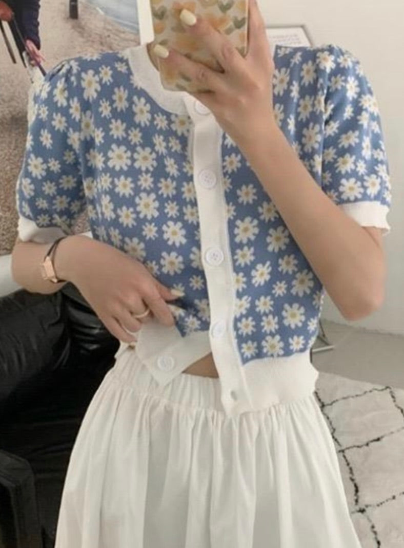 Cardigan com estampa flor margarida(Azul)