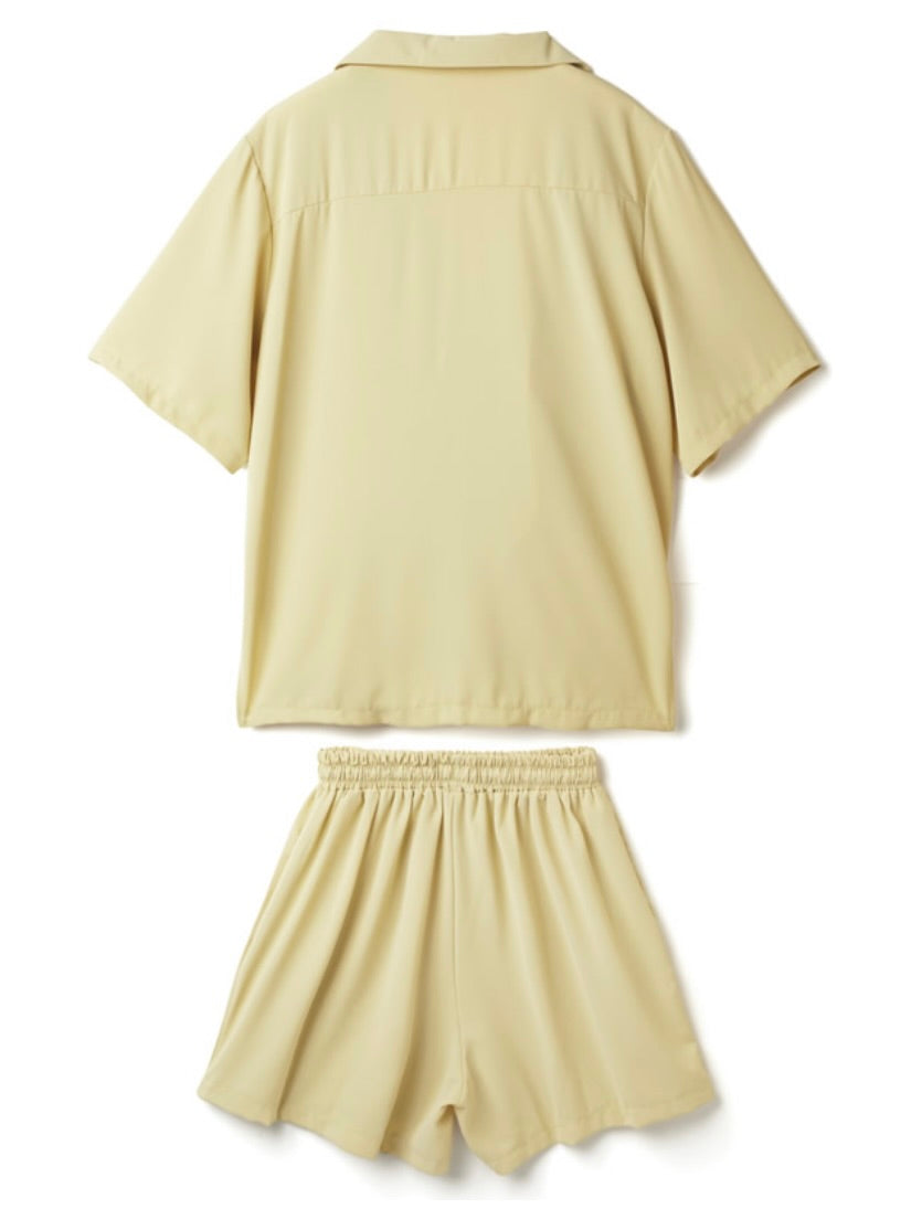 Conjunto de jaqueta com shorts(Amarelo)