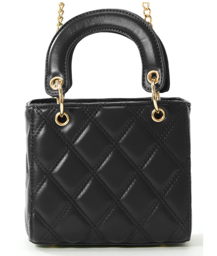 Bolsa quadrada e acolchoada(Preto)