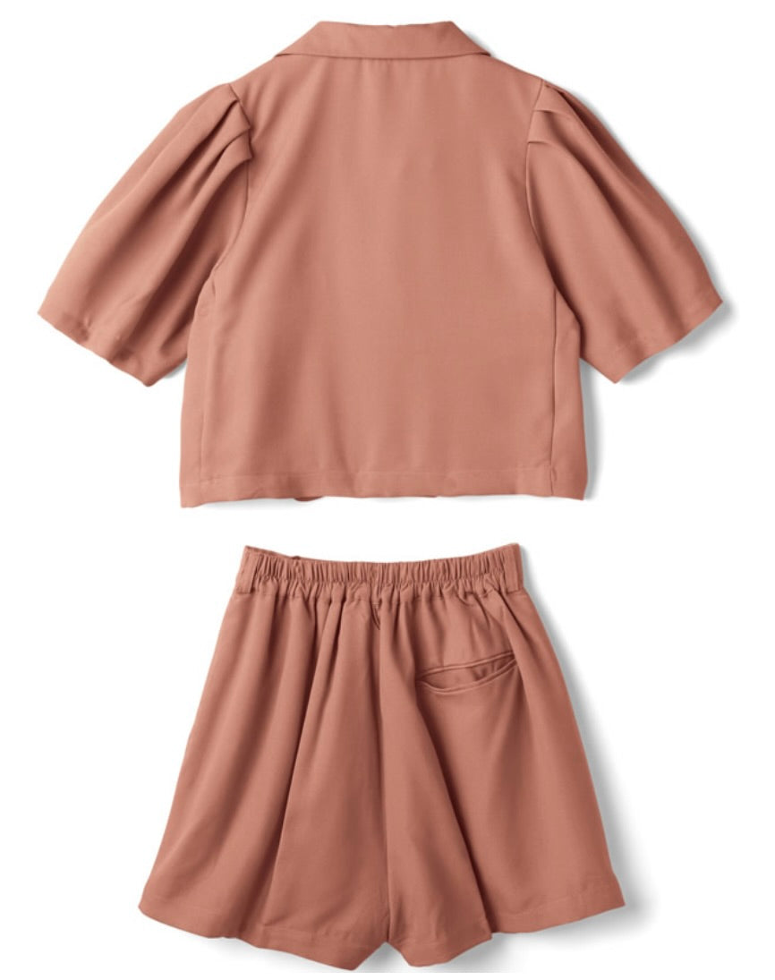 Conjunto de jaqueta curta e shorts(Laranja)
