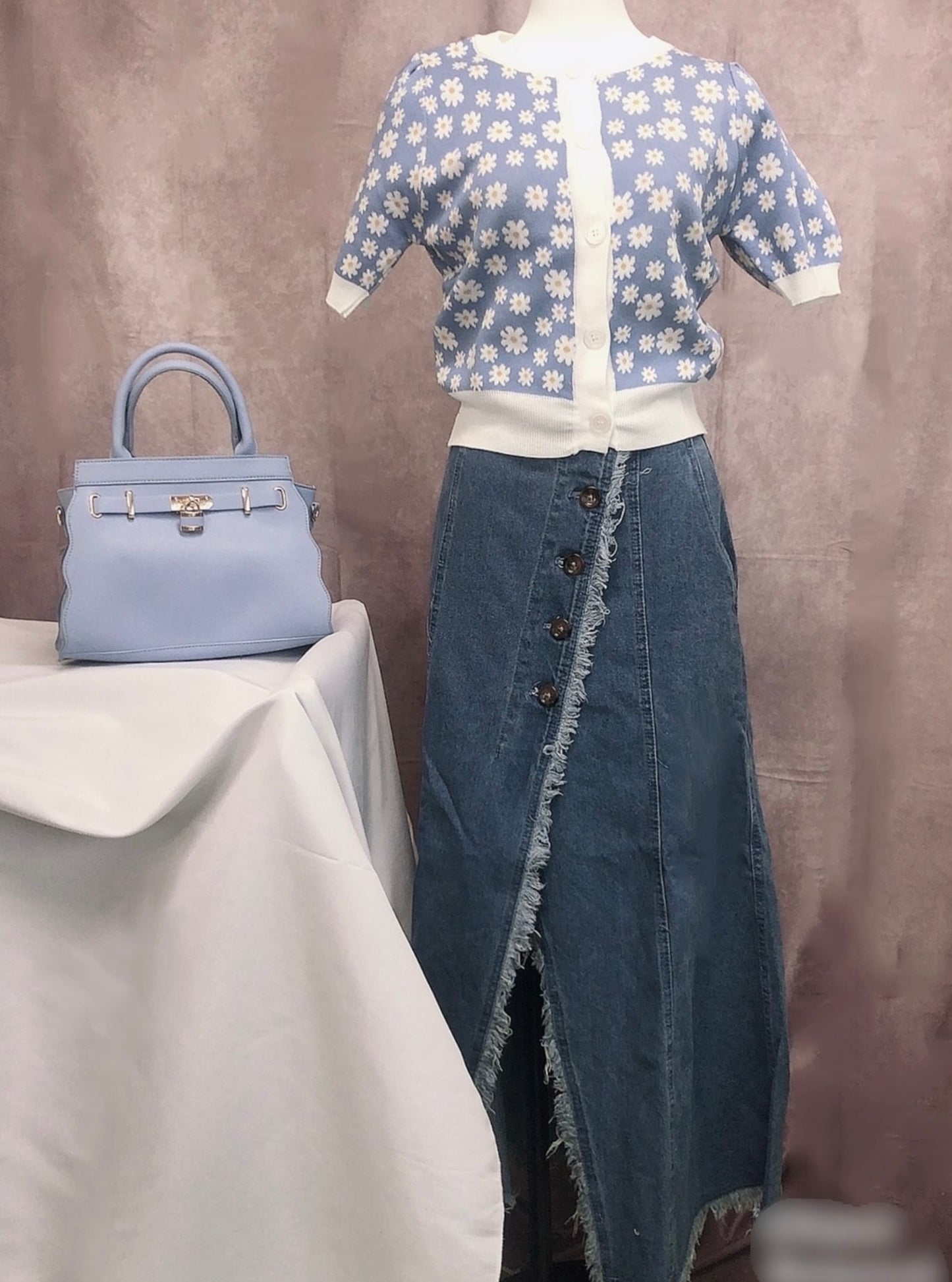 Saia de jeans  longa com franjas delicadas(Azul)