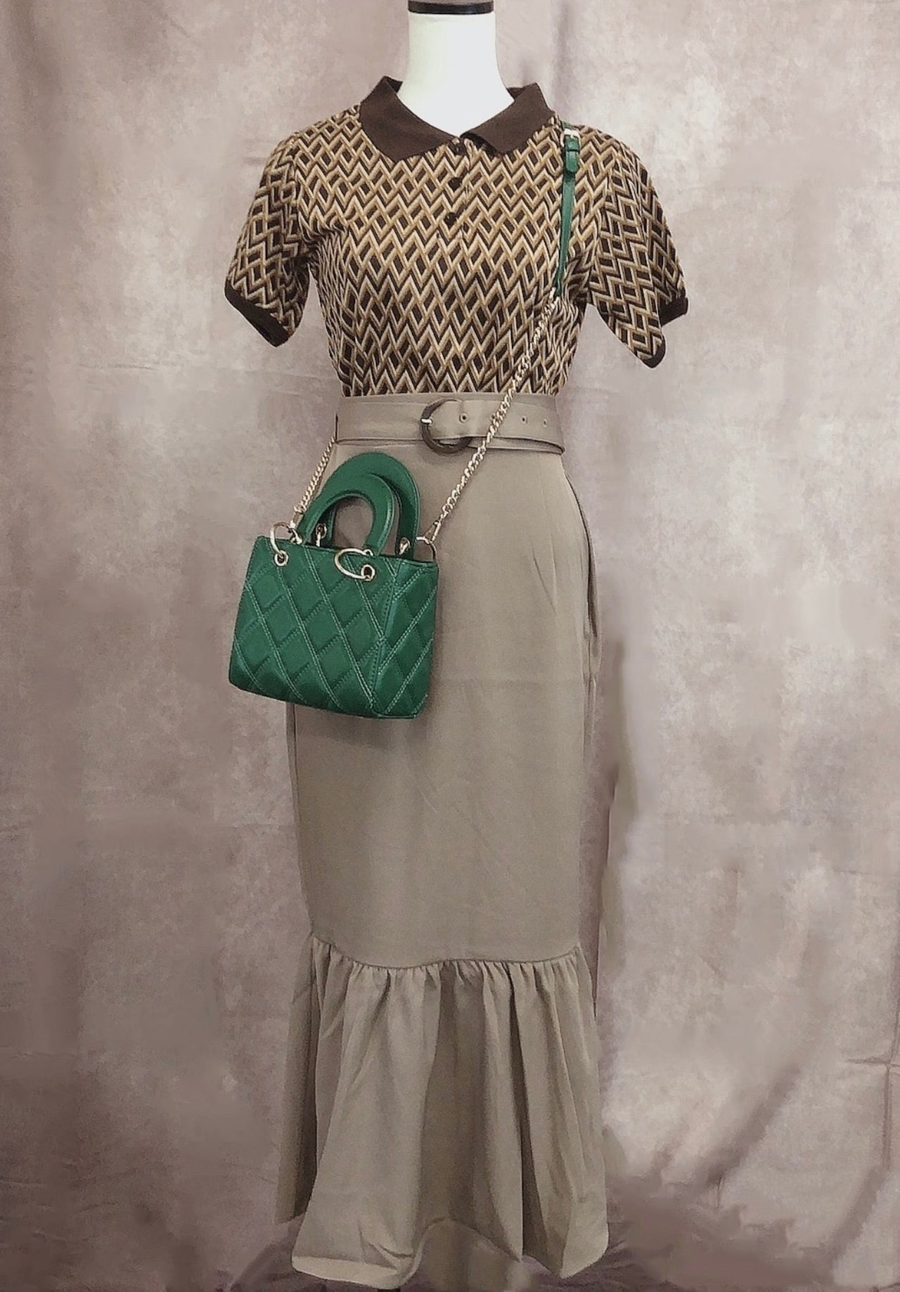 Bolsa quadrada e acolchoada(Verde)