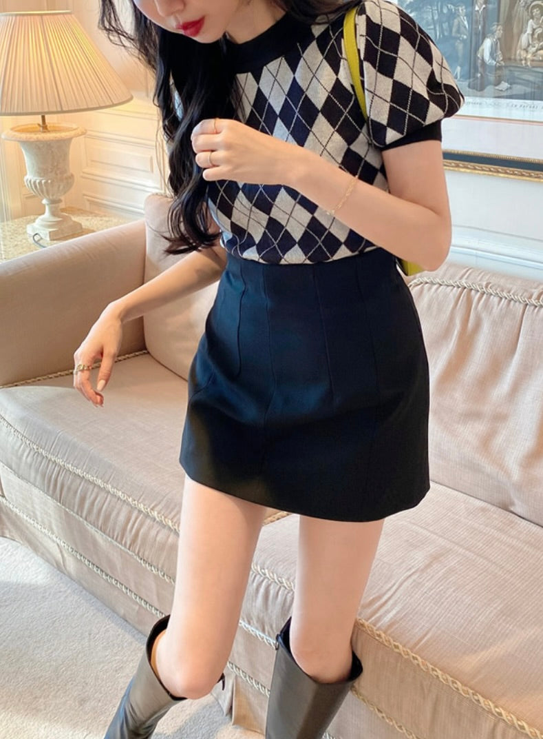 Top de malha estampa xadrez(Preto)