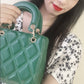 Bolsa quadrada e acolchoada(Verde)