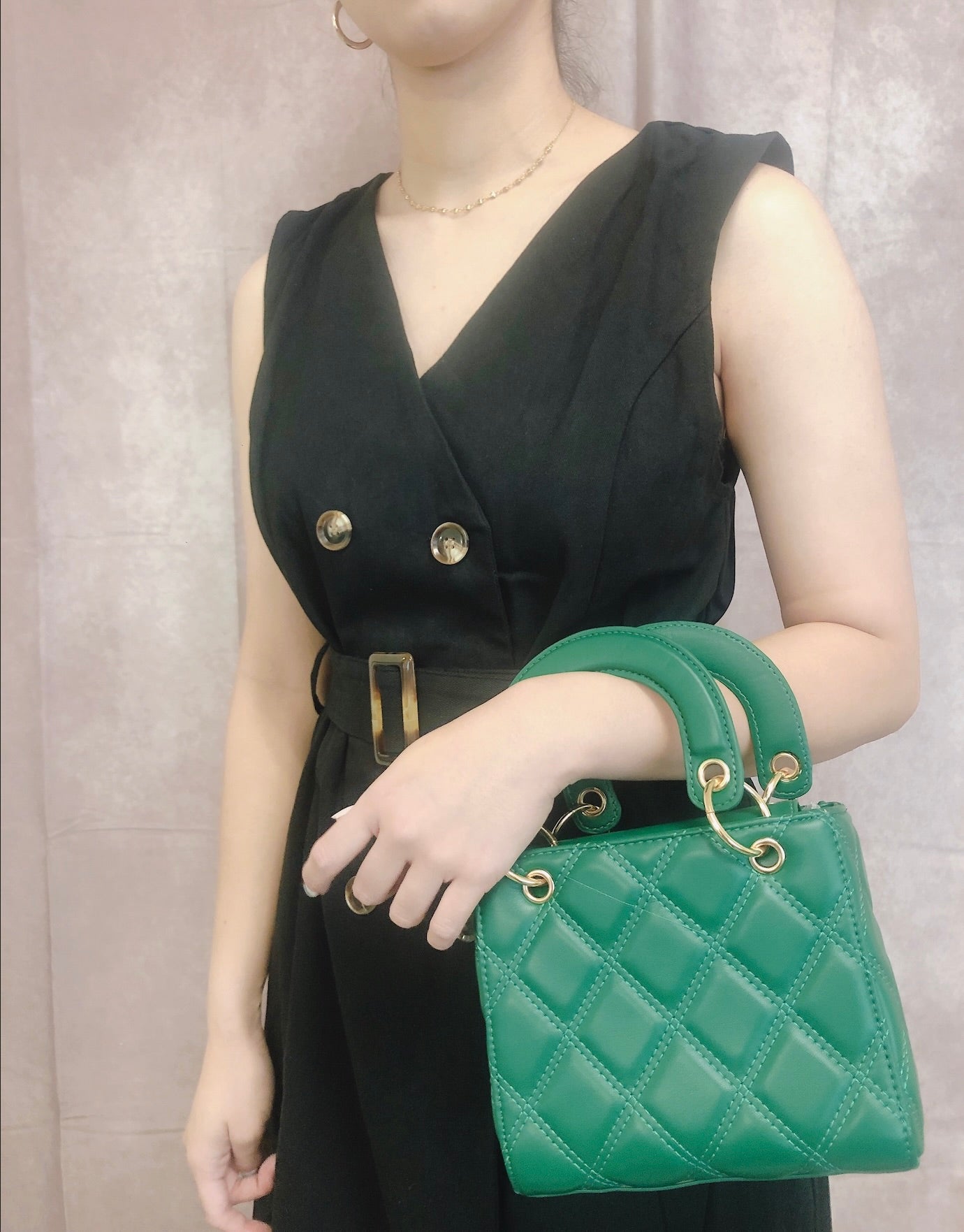 Bolsa quadrada e acolchoada(Verde)