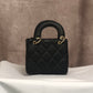Bolsa quadrada e acolchoada(Preto)