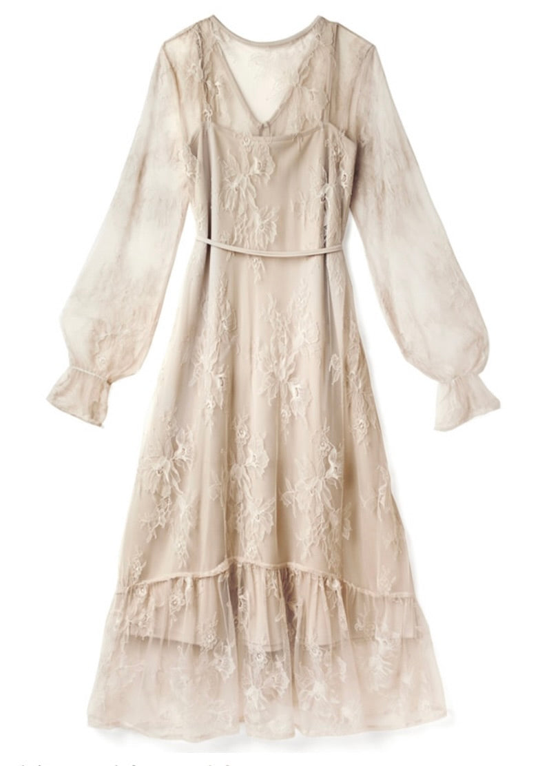 Vestido florido de renda(Bege)